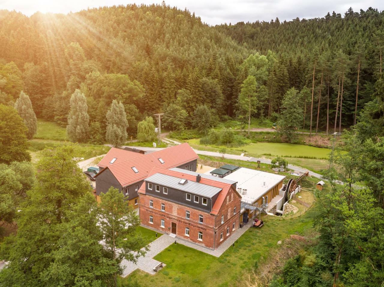 Brauereigasthof Ziegenmuehle Schleifreisen Zewnętrze zdjęcie